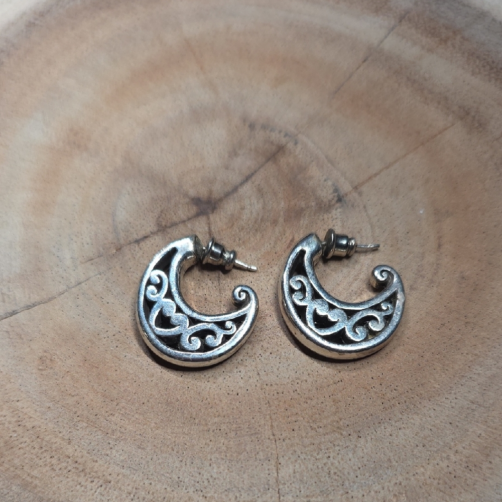 Brighton Earring Silvertone Heart Scroll Design 3/4 Hoops Retired.